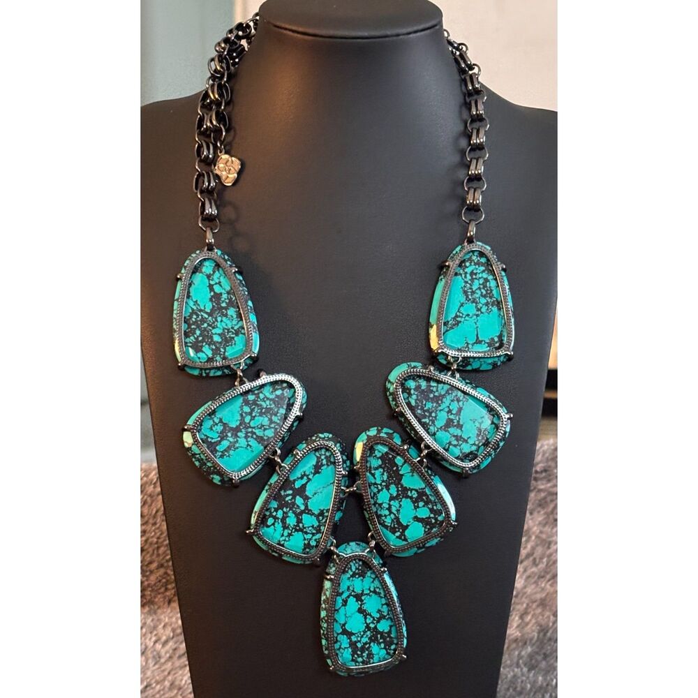 Kendra Scott Harlow Statement Necklace in Variegated Teal Magnesite & Gunmetal - Picture 2 of 3